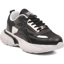Grijak Siyah-Beyaz Bağcıklı Kalın Tabanlı Kadın Yürüyüş ve Spor Ayakkabı Sneaker 301