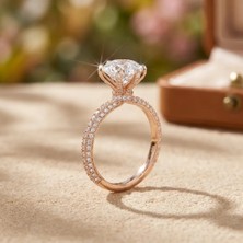Alyans Model Rose Gold Oval Taşlı Zarif Tektaş Yüzük – Işıltılı ve Gösterişli Tasarım