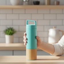 Kazan Hobi 600 ml Bambu Tabanlı Kulplu Çelik Termos Mug, 5 Renk Seçenekli, Turkuaz