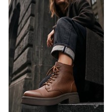 Futsi Shoes Ravenna Taba Hakiki Deri Bağcıklı Kalın Taban Topuklu Postal Kadın Bot