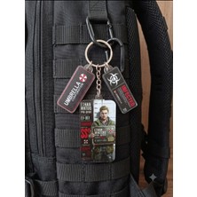 Owlbag Company Owl Bag Resident Evil Ethan Winters Karakteri Desenli Acrylic Anahtarlık Çanta Süsü