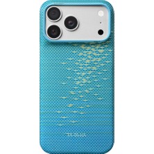 iPhone 18 Pro Max Kılıf M-Safeli Aramid Karbon Fiber Pitaka Glints Of Gold Ultra Slim Kapak Mavi