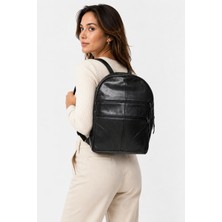 Levano Leather Hakiki Dana Derisi Siyah Kadın Sırt Çantası – Çok Bölmeli, Fermuarlı, Ayarlanabilir Askılı Günlük Deri Çanta