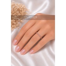Rose Burgu Parlak Taşlı Minimal Yüzük