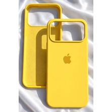 iPhone 18 Pro Max Için Kılıf Lansman Logolu Içi Yumuşak Kadife 18 Pro Max Kılıfı Silikon Sarı