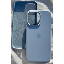 iPhone 16 Pro Max Için Kılıf Lansman Logolu Içi Yumuşak Kadife 16 Pro Max Kılıfı Silikon Bebek Mavi