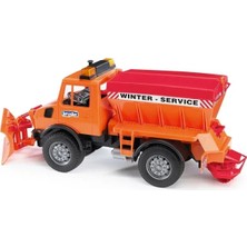 Bruder Mercedes Benz Unimog Kar Temizleyici ve Tuzlayıcı