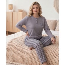 Temporium Kadın Kışlık Büyük Beden Curve Nakışlı Desenli Yakası Düğmeli Uzun Kollu Pijama Takımı