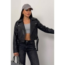 Msm Fashion  Kadın Deri Ceket Kısa Kemerli Çift Cepli Uzun Kollu Fermuarlı Suni Deri Biker Mont