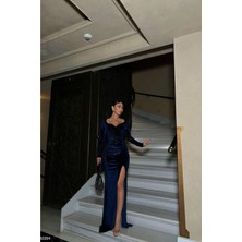 Defy Moda Kadın Yeni Sezon Kadife Kumaş V Yaka Yırtmaçlı Uzun Kollu Elbise