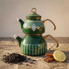 Qussine İndüksiyon Tabanlı Yeşil Desenli Emaye Çaydanlık Takımı Alt Demlik 2,3 Lt Üst Demlik 1,1 Lt