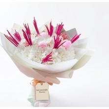 Kahramanoğlu Flowers Fuşya Dokunuşlu Beyaz  Buket