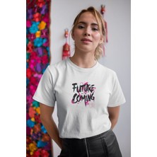 Kadın Özel Baskılı Modern Fit %100 Pamuk Bisiklet Yaka T-Shirt