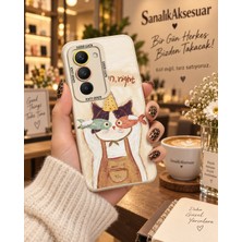 Sanalik Aksesuar Xiaomi Redmi 15 Uyumlu Şanslı Pati Renkli Kedi Desenli Kamera Korumalı Telefon Kılıfı