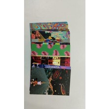 Neva Home Kawaii Kore Tarzı Estetik Duvar Kolaj Seti - 50 Adet Çilekli Süt ve Pastel Anime Temalı Fotoğraf Kartları, Genç Kız Odası Duvar Dekoru, K-Pop Poster Paketi (10X15 Cm)