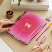 Neva Home A5 Spiralli Süresiz Renkli Planlayıcı Ajanda Motivasyon Sayfalı Aura Kurdele