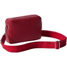 Calvin Klein Kırmızı Kadın Çapraz Çanta Webbıng 2x Strap Camera Bag