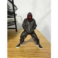 Renibo Spider-Man Konseptli Siyah Kapüşonlu Figür - 12 cm Özel Tasarım Masa Üstü Koleksiyon Figürü