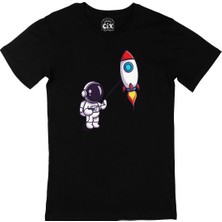 Cix Astronot ve Roket Cep Logo Tasarımlı Siyah Tişört