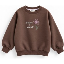 Ozzy Kids Kız Çocuk Arkası Çiçek Nakışlı Sweatshirt