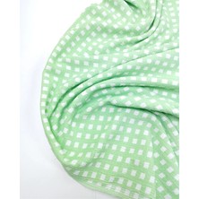 Kumaş Parça Yeşil Beyaz Minik Kare Desenli Ince Yumuşak Bürümcüklü Jarse Kumaş Elbiselik & Bluzluk 170X250CM