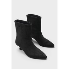 Capone Outfitters Viola Sivri Burunlu Çekme Kadın Bot