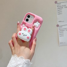 Aksesuarda iPhone 11 Uyumlu 3D Tavşan Figürlü Telefon Tutuculu ve Standlı Yumuşak Silikon Kılıf