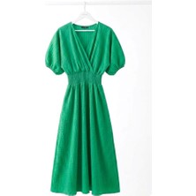 Juuuj Yeşil Polyester Kumaş Kruvaze Yaka Beli Gipeli Detaylı Midi Boy Rahat Kesim Elbise