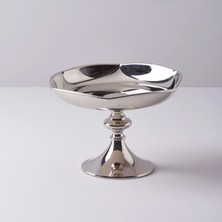 Linens Ayaklı Servis 21x21x14 cm Gümüş Metal Sunumluk Modern Tasarım 1 Parça