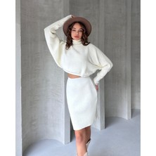 Nido Moda Balıkçı Yaka Yarasa Kol Bluz ve Etek Ikili Triko Takım