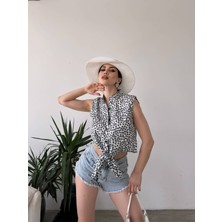 Nido Moda Çiçek Desenli Bağlama Detaylı Crop Gömlek Bluz