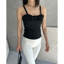 Nido Moda Ip Askılı Yakası Fiyonk Detaylı Crep Bluz