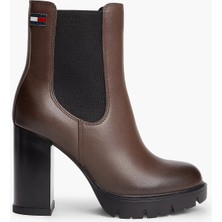 Tommy Hilfiger Tommy Hılfıger Kadın Marka Bayrak Logolu Chelsea Modeli Bağcıksız Topuklu Şık Görünüşlü Kahverengi Bot & Bootie EN0EN03112 Gt7