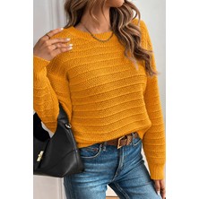 Gülseli Kadın Sırt Fiyonklu Triko Bluz P-00022427
