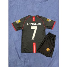 Belirtilmemiş Manchester United 2008 Sezonu Siyah Efsane Cristiano Ronaldo Nostalji Çocuk Forma Şort Seti