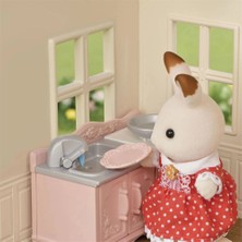 Sylvanian Families Kırmızı Çatılı Başlangıç Evi 5567