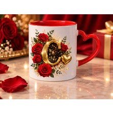 Aion Casa Aıon Casa C Harfli Kırmızı Gül Desenli Kalp Kulplu Kupa Bardak 325 ml