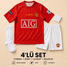 Yensa Manchester United Ronaldo 7 Kırmızı Çocuk Futbol Forması 4'lü Set Forma - Şort - Çorap - Bileklik