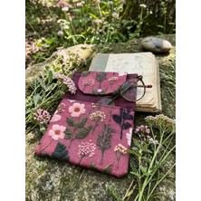Tadsy Pudra Bahçesi Koyu Desenli Kitap Kılıfı Şık ve Koruyucu Cepli Kitap Kılıfı Çok Amaçlı Çanta Hediye 19X25 cm