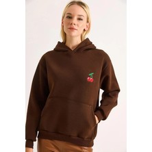 Juuuj Kahverengi Şardonlu Üç Iplik Esnek Kumaş Kapişonlu Kiraz Nakışlı Cepli Sweatshirt