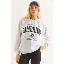 Juuuj Gri Dokuma Kumaş Bisiklet Yaka Regular Fit Şardonlu Üç Iplik Baskılı Sweatshirt