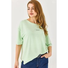 Juuuj Yeşil Pamuklu Karışımlı Bisiklet Yaka Oversize Geniş Kesim Basic Kısa Kollu Tişört