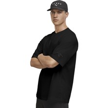 P528131 Puma x Hyrox M Cıty Lıfestyle Tee Erkek T-Shirt Siyah