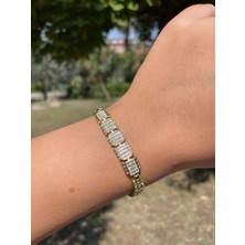 Solenya cm Gold Renk Kare Zirkon Taşlı Bileklik