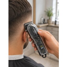 Die Grup Saç Kesme ve Tıraş Makinesi 4 Kılavuz Taraklı Ayarlanabilir Bıçaklı LCD Ekranlı Şarj Edilebilir Profesyonel Tasarım