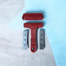 Trendexa Kazıyıcı Bıçak, Kırmızı Plastik Saplı, Değiştirilebilir Metal Bıçaklı, 2 Yedek Bıçak Dahil