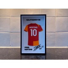 Printona Galatasaray Takım Forma Sergileri - Mertens