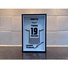 Printona Beşiktaş Takım Forma Sergileri - Trossard