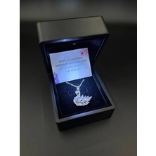 Sepetten Eve Işıklı Hediye Kutulu Kadın Beyaz Kuğulu Swan Taşlı Gümüş Kaplama Kolye Sevgiliye Hediye