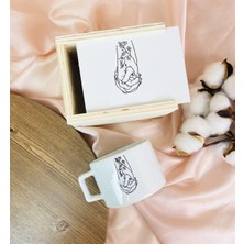 Store El Ele Aşıklar Tasarımlı Kutulu Kupa